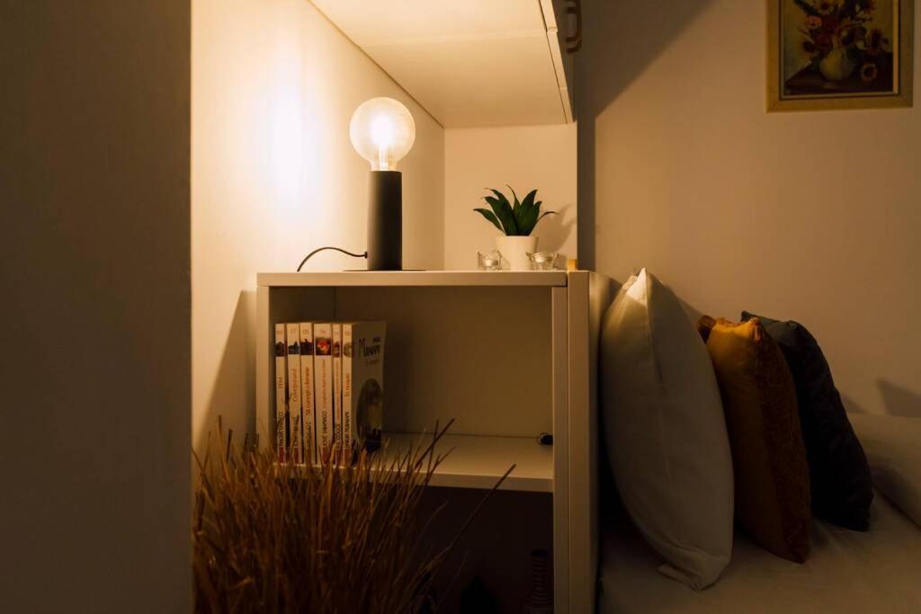 Studio With Private Terrace Next To Cismigiu Bucarest Exterior foto