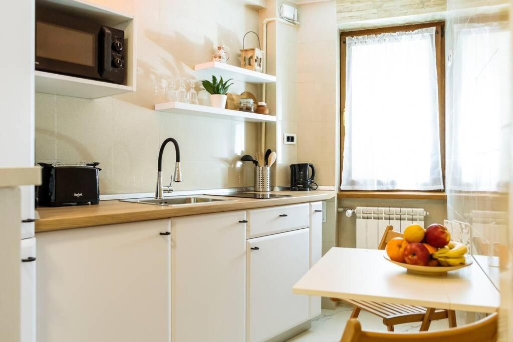 Studio With Private Terrace Next To Cismigiu Bucarest Exterior foto